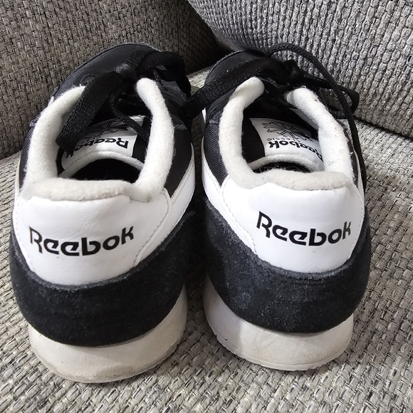 REEBOK CLASSIC NYLON GRADE SCHOOL  BLACK / WHITE - Picture 3 of 6
